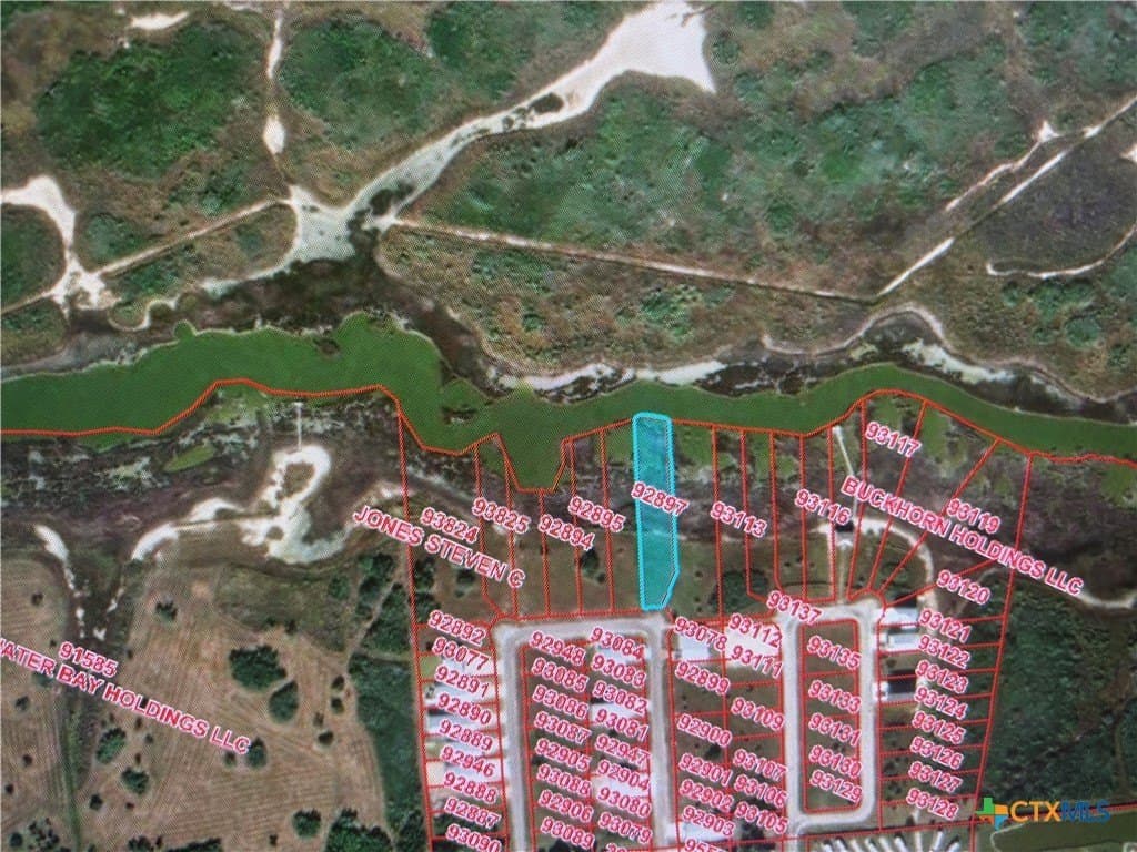 0.62 acres in Calhoun County - photo 9