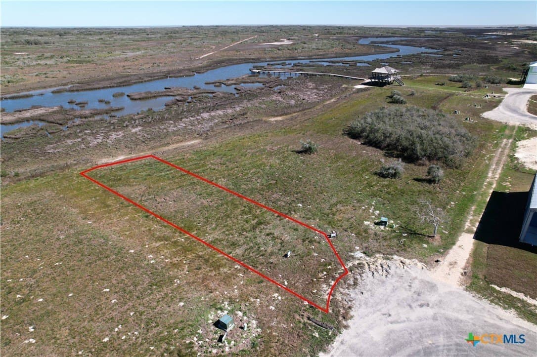 0.62 acres in Calhoun County - photo 10
