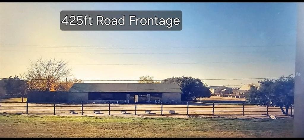 17.4 acres in Tarrant County - photo 2