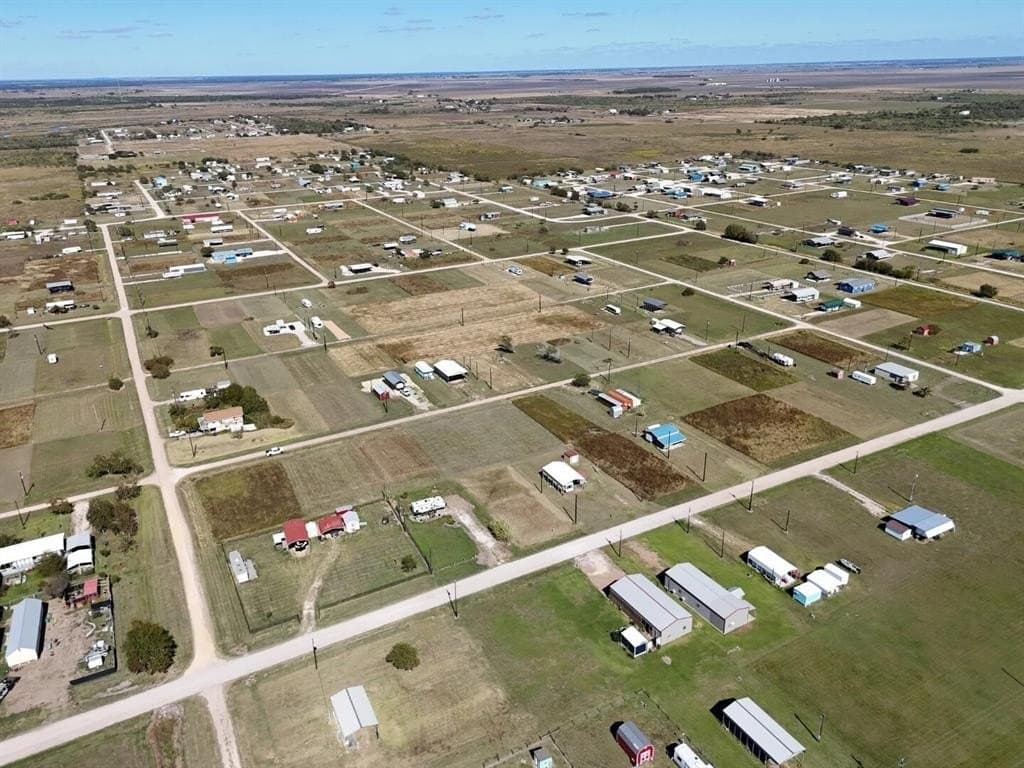 0.23 acres in Palacios, Texas - photo 10