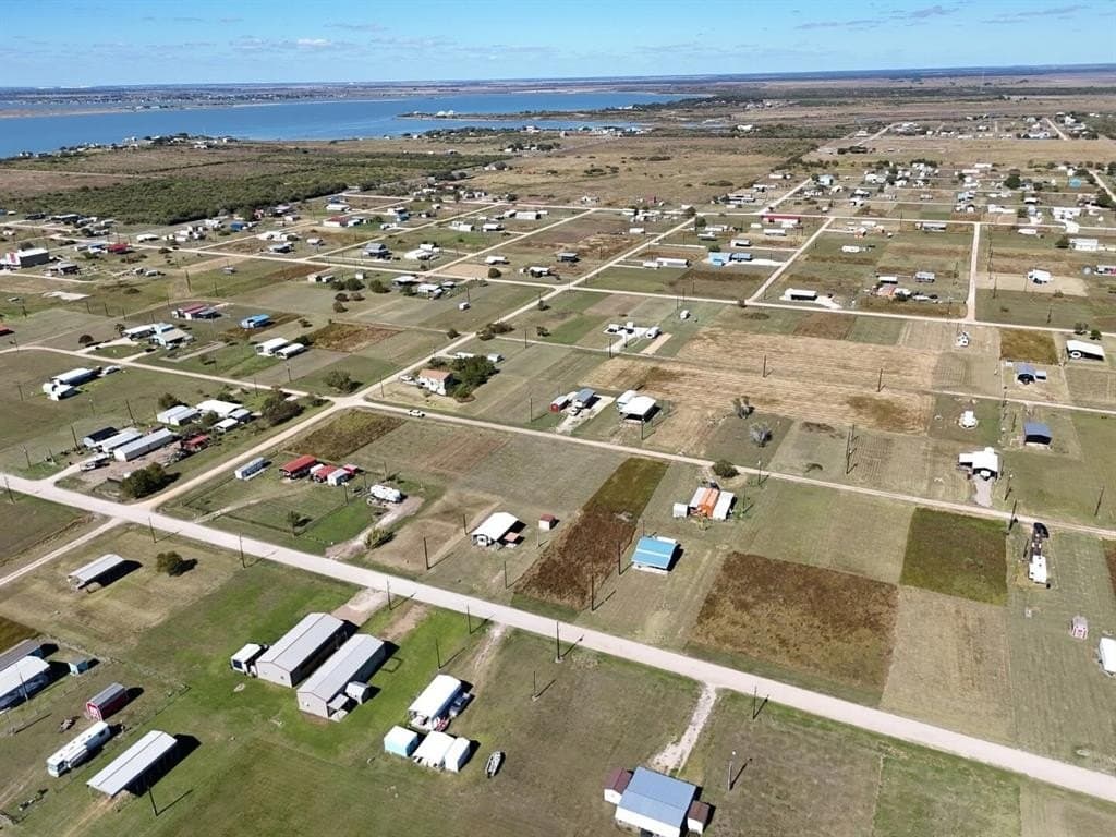 0.23 acres in Palacios, Texas - photo 8