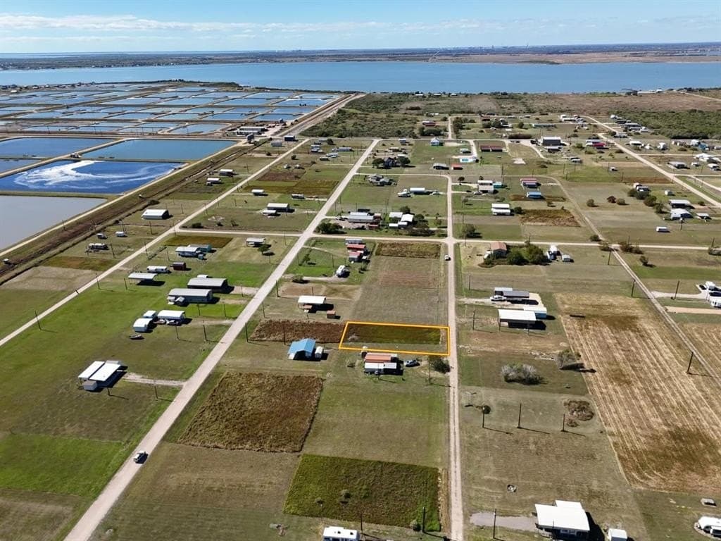0.23 acres in Palacios, Texas - photo 4