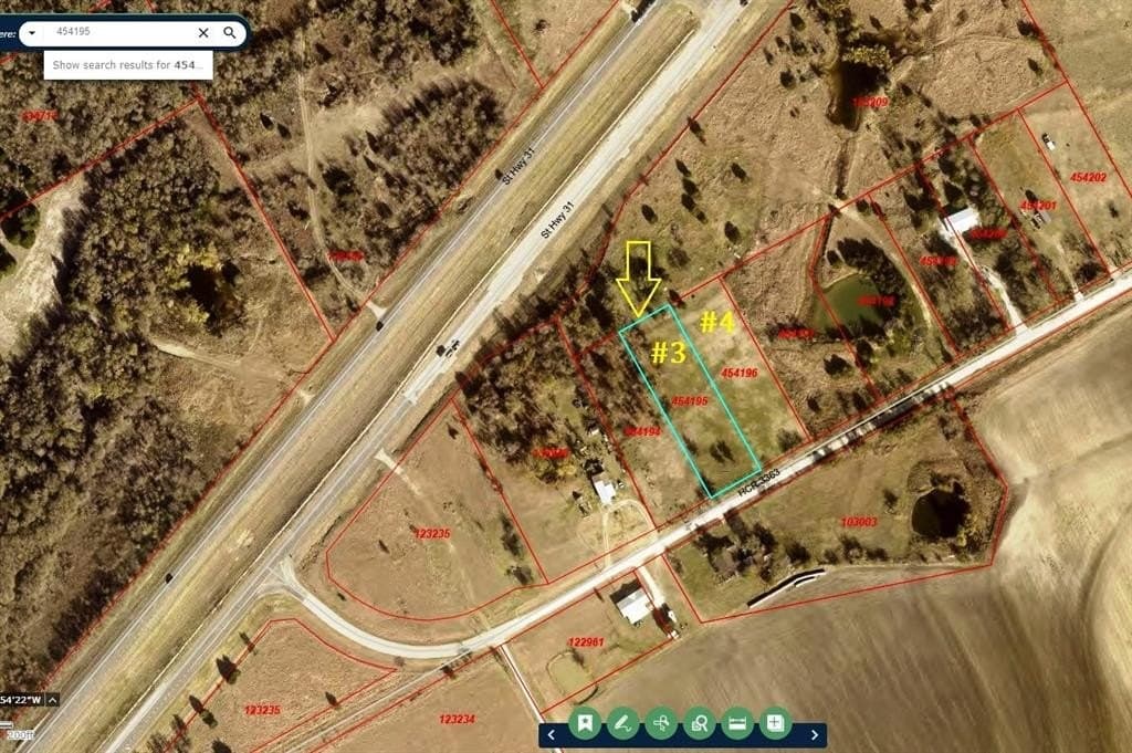 1 acres in Hill County - photo 3