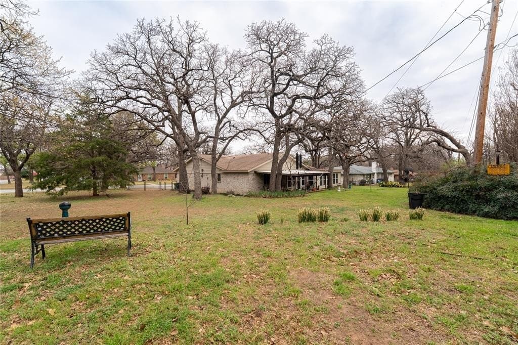 0.34 acres in Tarrant County - photo 2