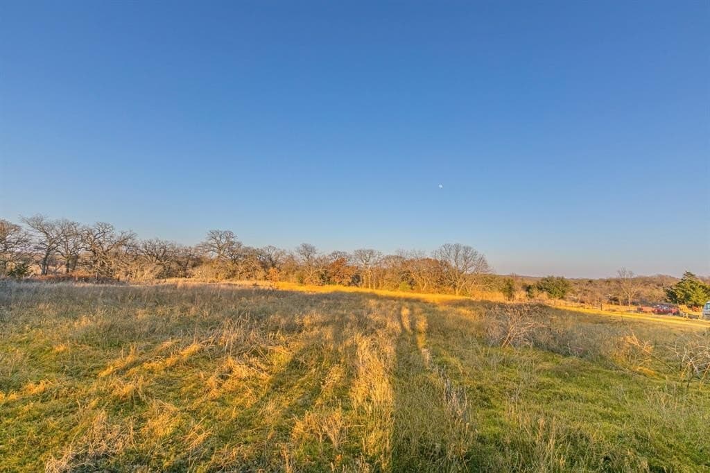 10.5 acres in Hill County - photo 5