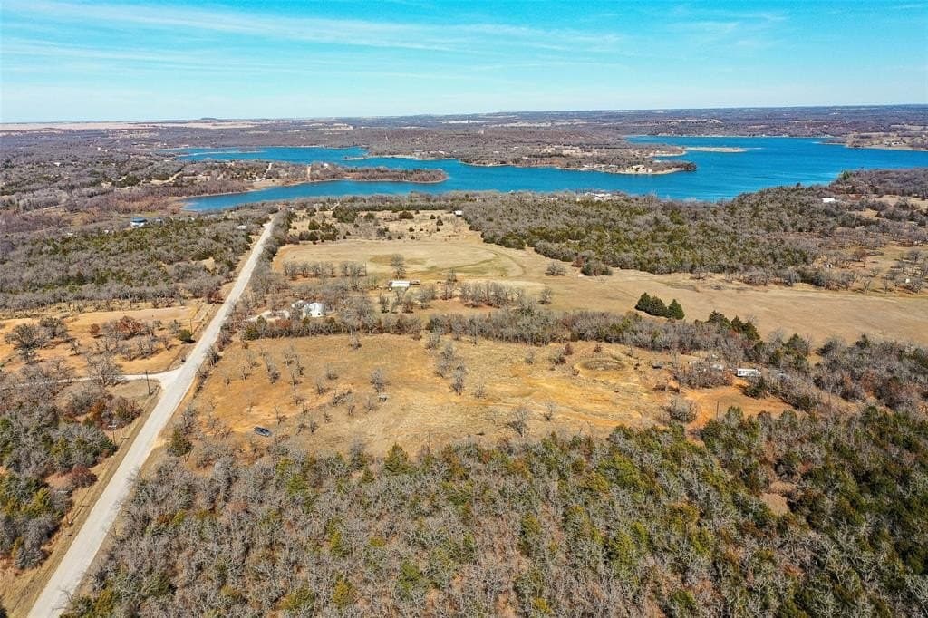 10 acres in Montague County - photo 5