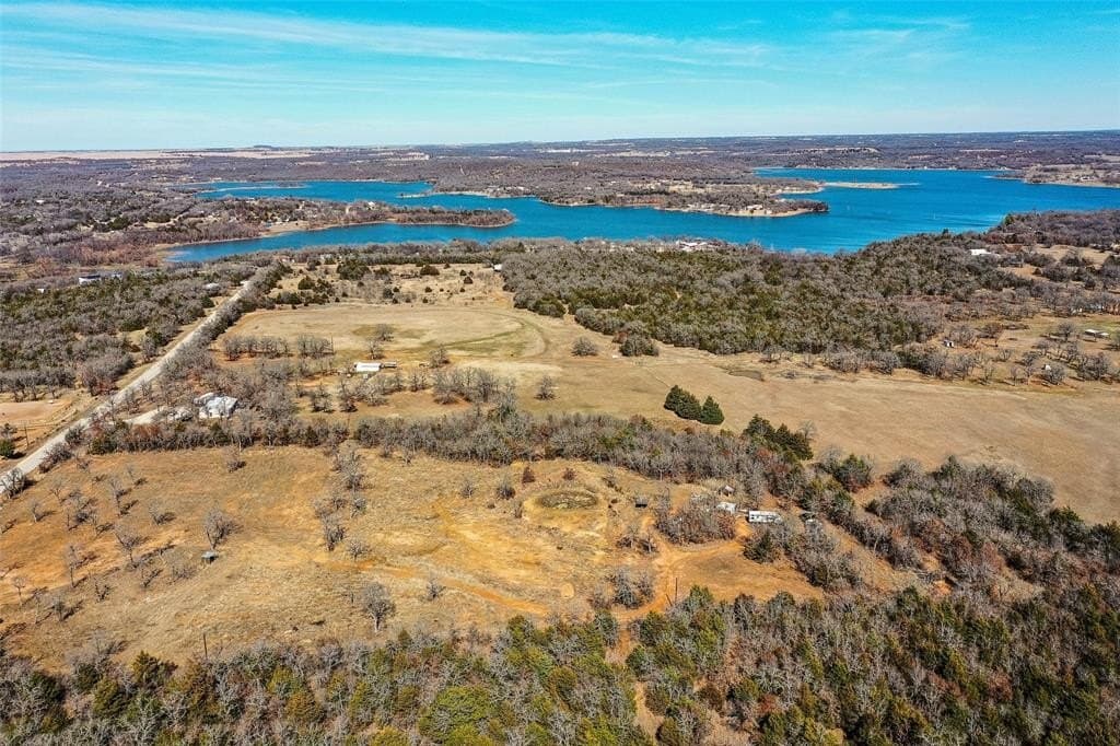 10 acres in Montague County - photo 12