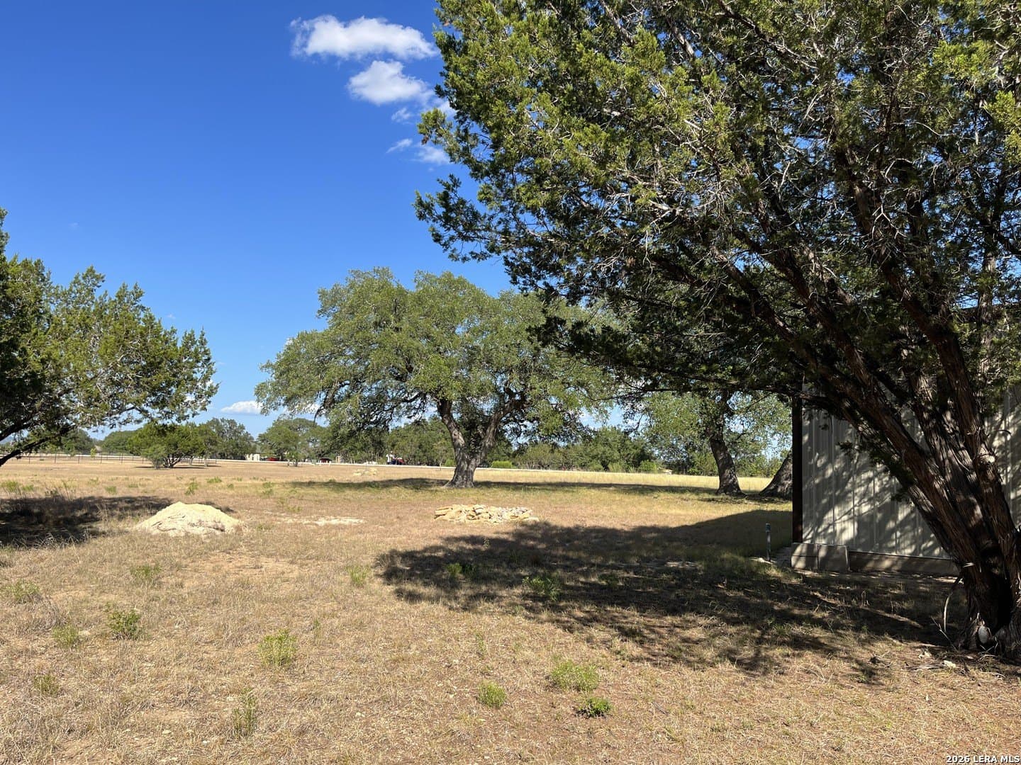 2 acres in Bandera County - photo 17