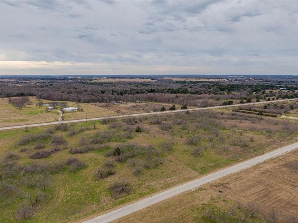 1.5 acres in Navarro County - photo 11