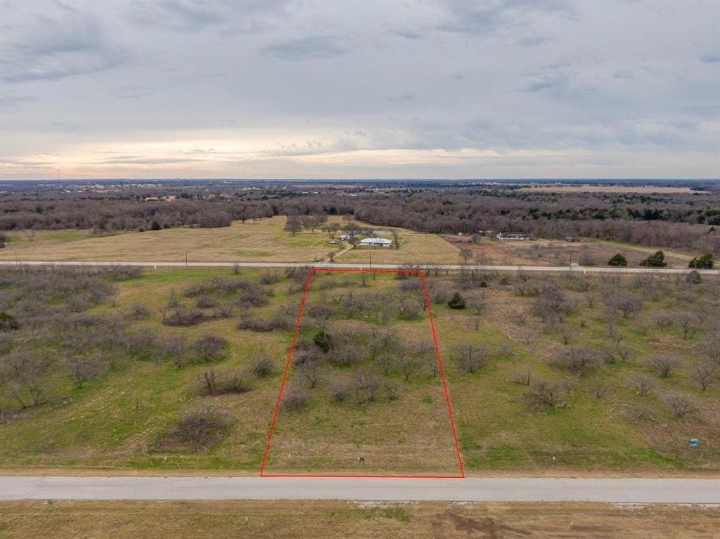 1.5 acres in Navarro County - photo 5