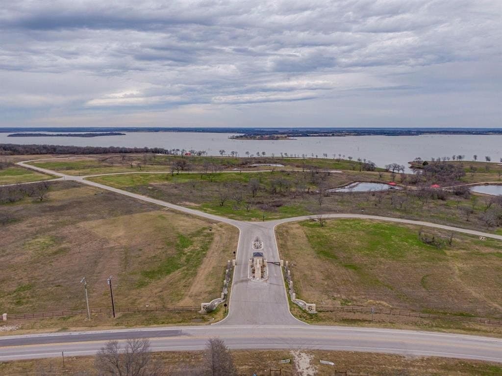 1.5 acres in Navarro County - photo 3