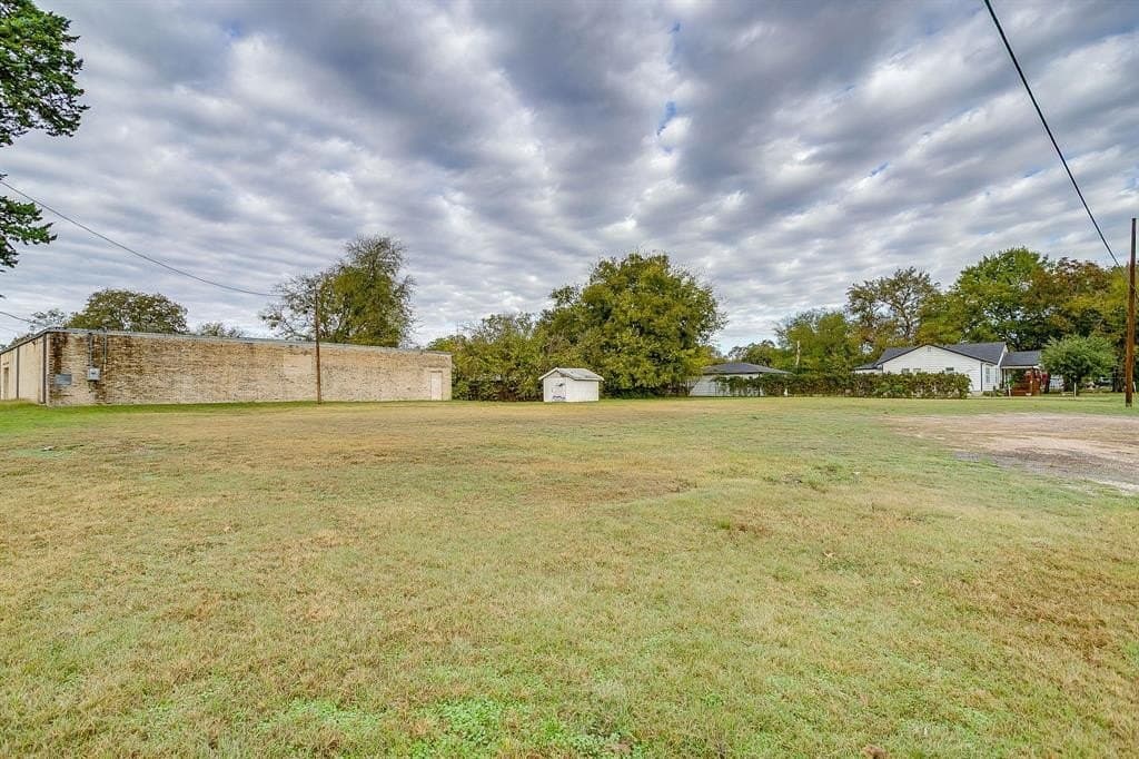 0.67 acres in Tarrant County - photo 15