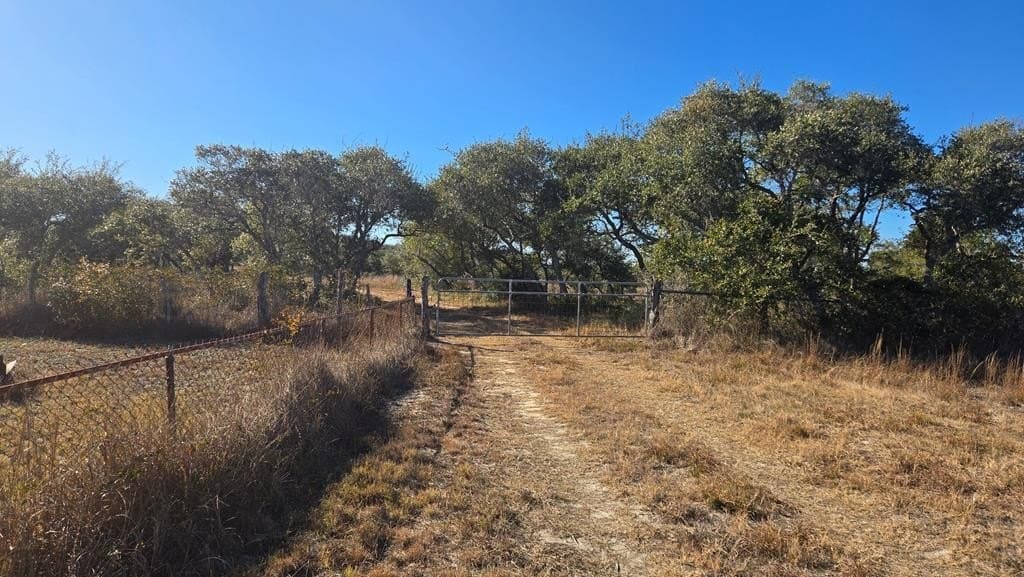 84.63 acres in Texas County - photo 3