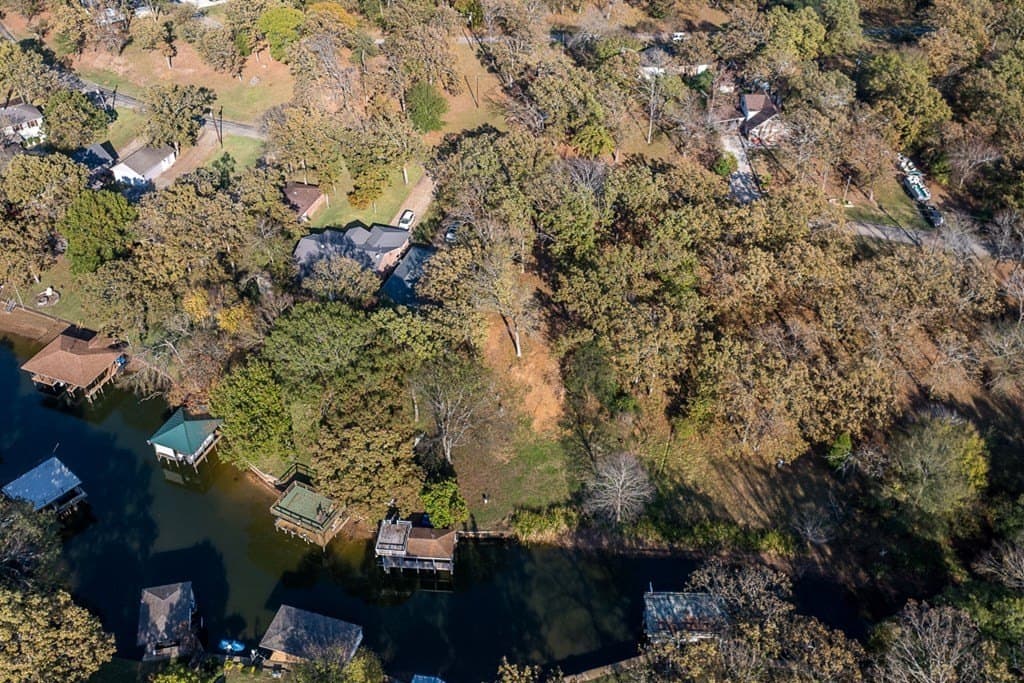 0.3 acres in Henderson County - photo 16