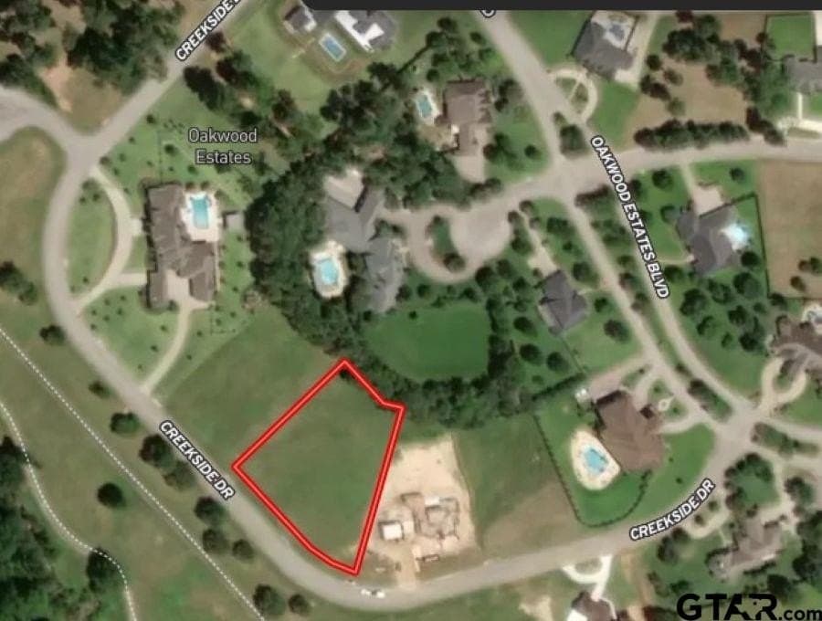 301 Creekside Drive