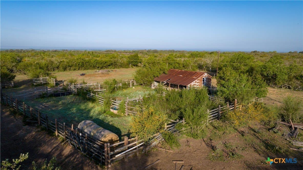 450 acres in Goliad County - photo 39