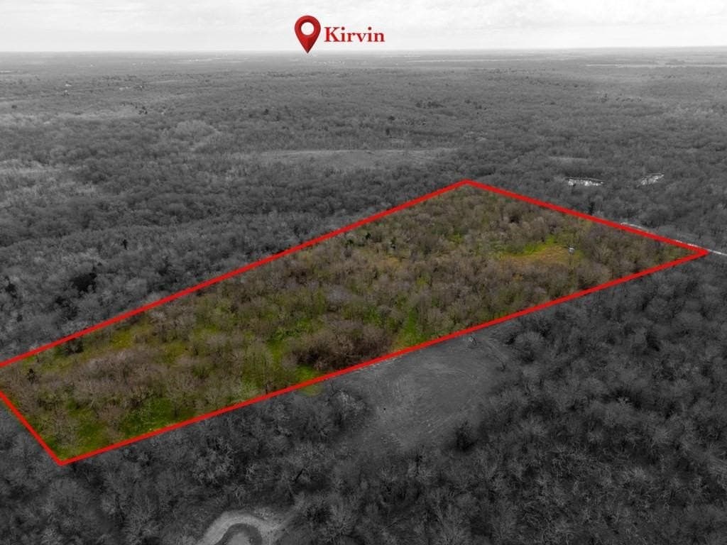 16.08 acres in Navarro County - photo 14