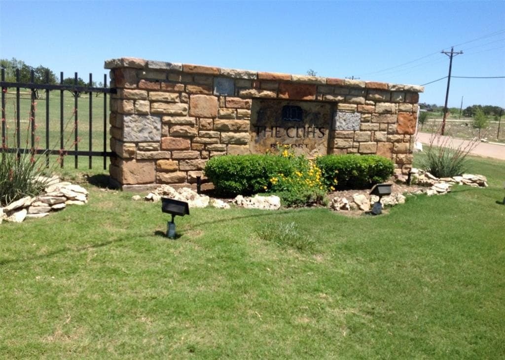 0.37 acres in Palo Pinto County - photo 5