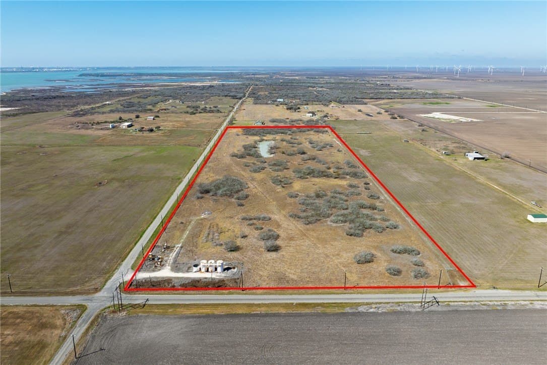 28.3 acres in San Patricio County - photo 4