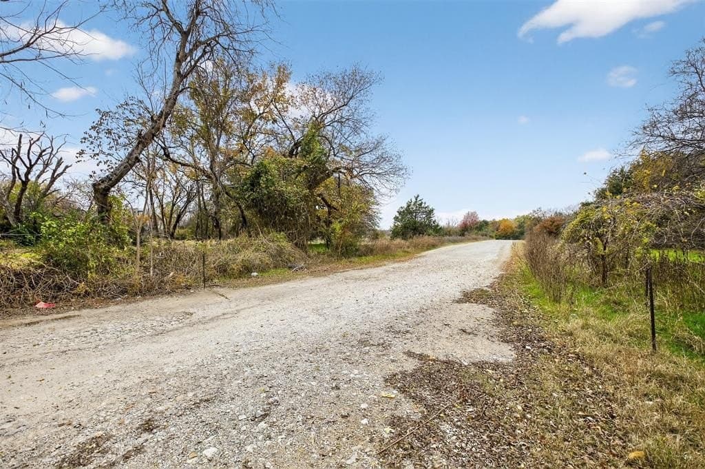 15.54 acres in Tarrant County - photo 14