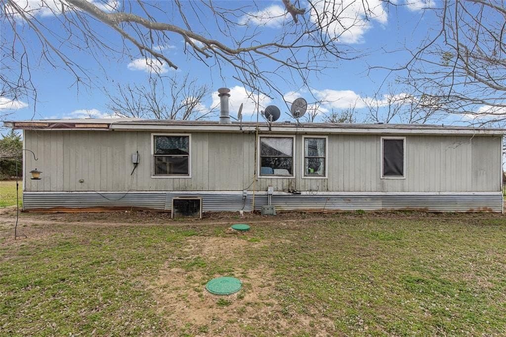 10.59 acres in Hunt County - photo 15
