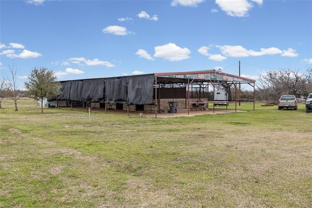 10.59 acres in Hunt County - photo 25
