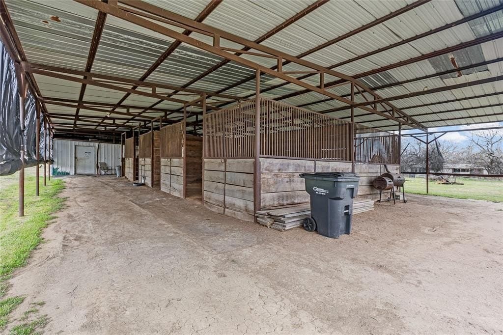10.59 acres in Hunt County - photo 30