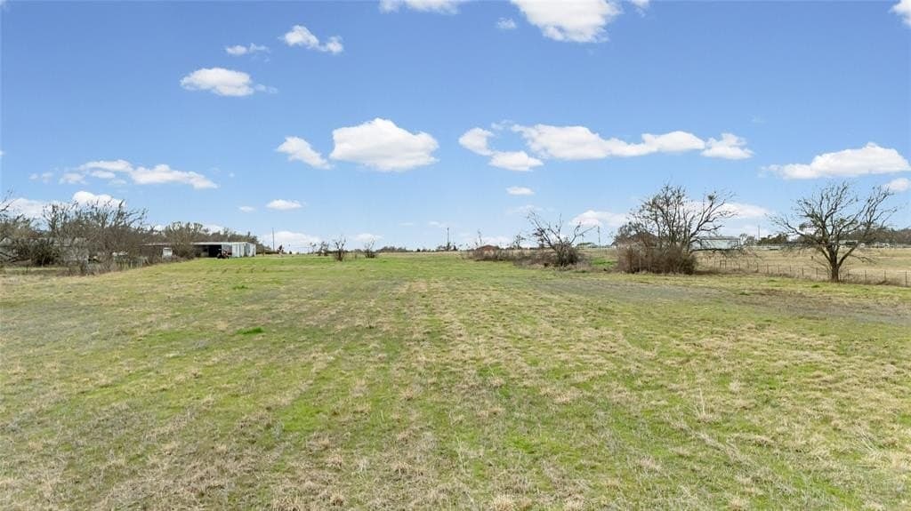 10.59 acres in Hunt County - photo 19