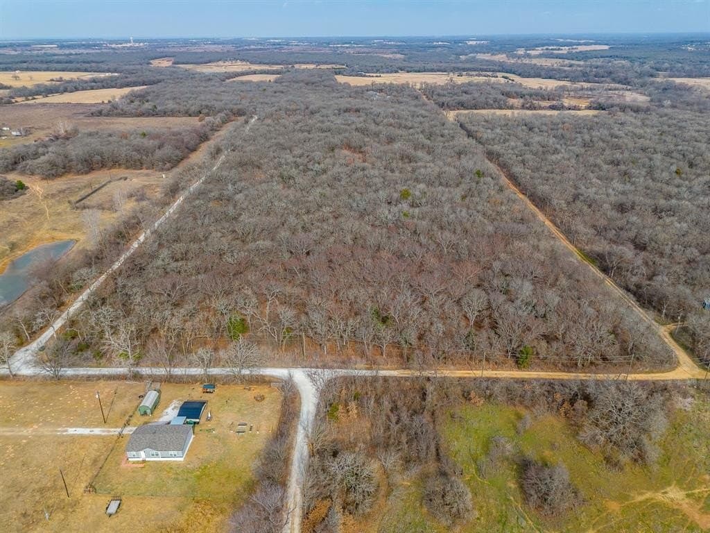 12 acres in Hill County - photo 4