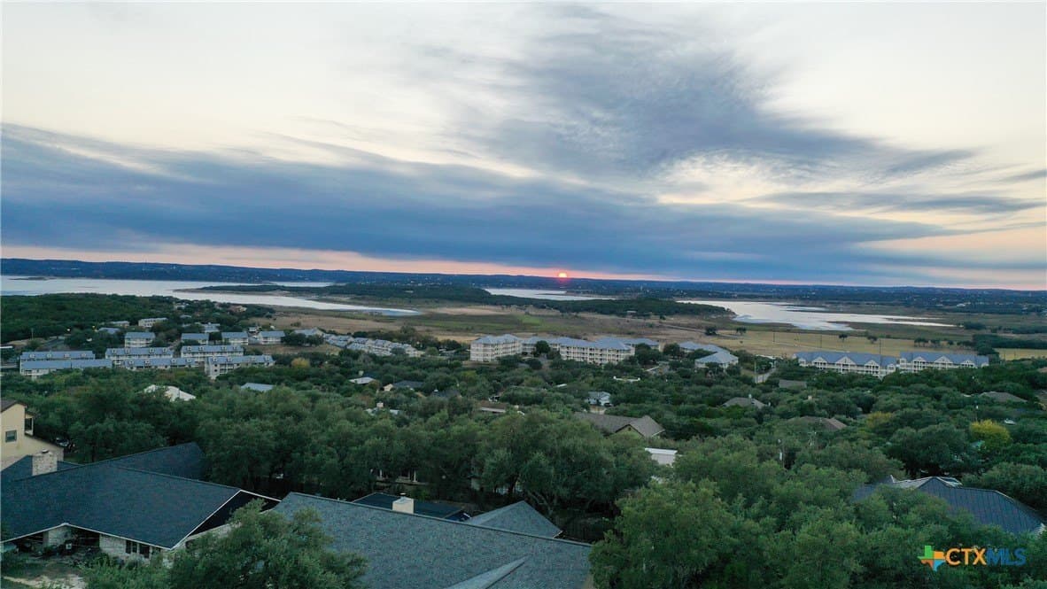 1.05 acres in Comal County - photo 5