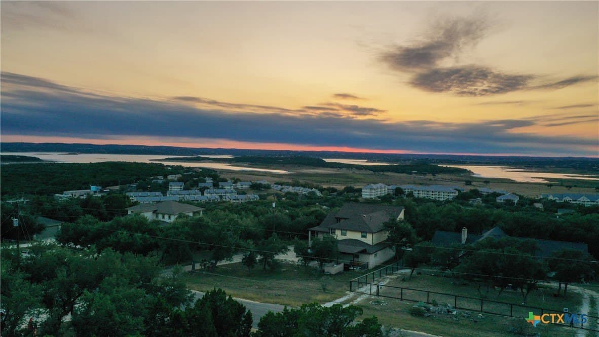 1.05 acres in Comal County - photo 6