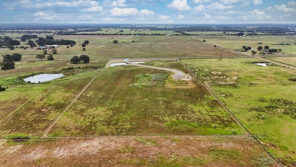 10 acres in Kaufman County - photo 4