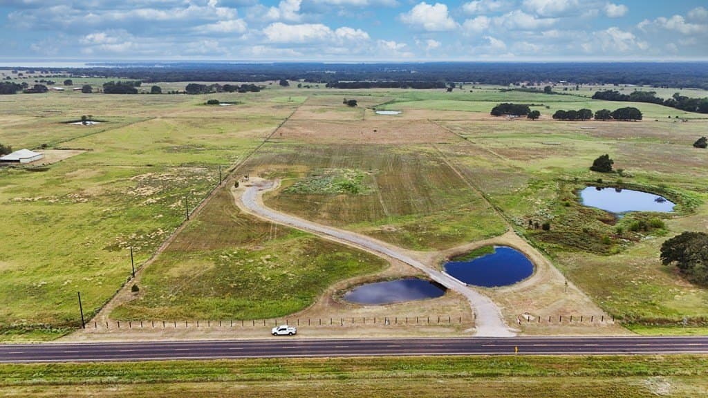 10 acres in Kaufman County - photo 8
