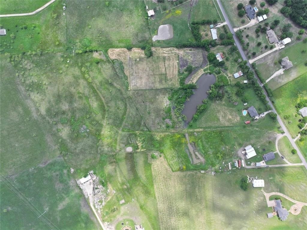 10 acres in Rockwall County - photo 4