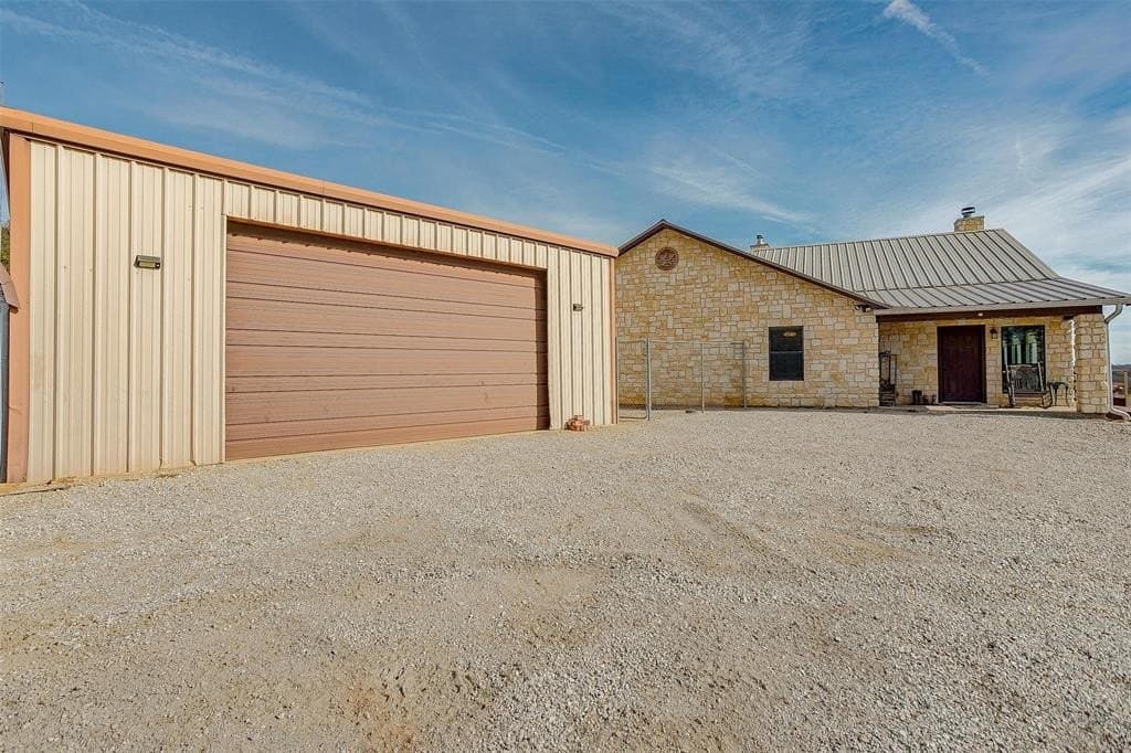 305 acres in Eastland County - photo 17