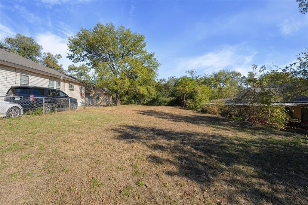 0.11 acres in Dallas County - photo 17