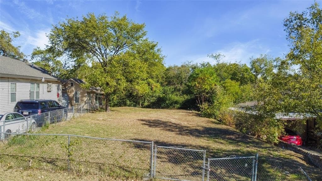 0.11 acres in Dallas County - photo 5