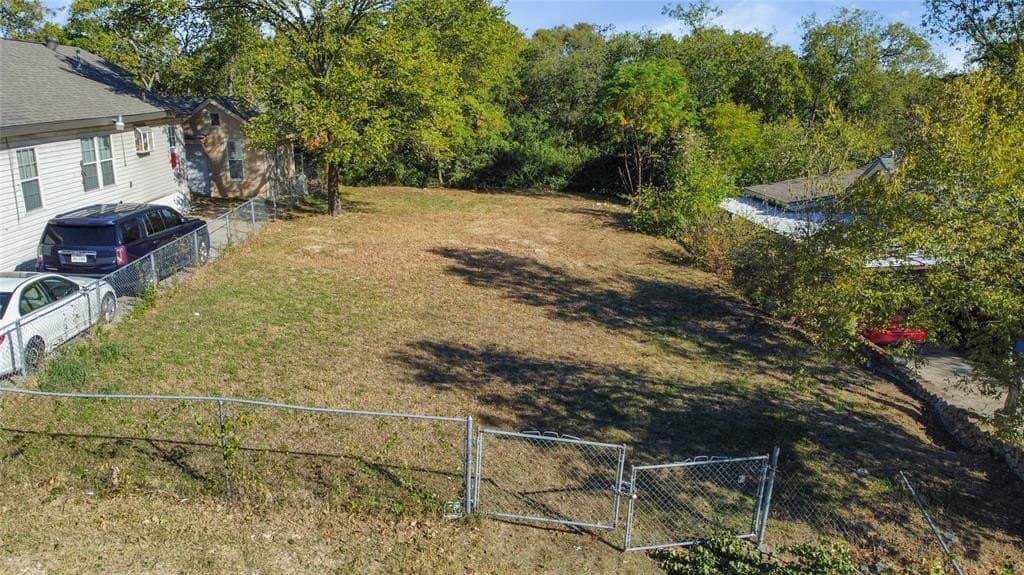 0.11 acres in Dallas County - photo 6