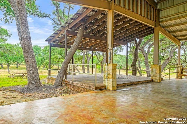 20.31 acres in Comal County - photo 5