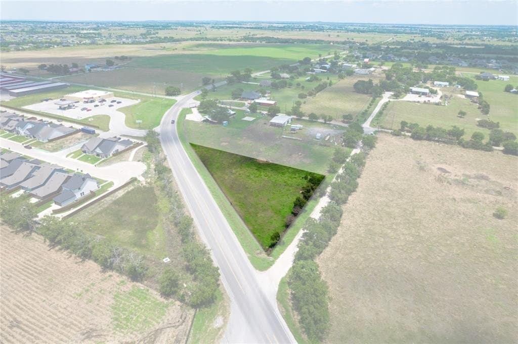 1 acres in Johnson County - photo 4