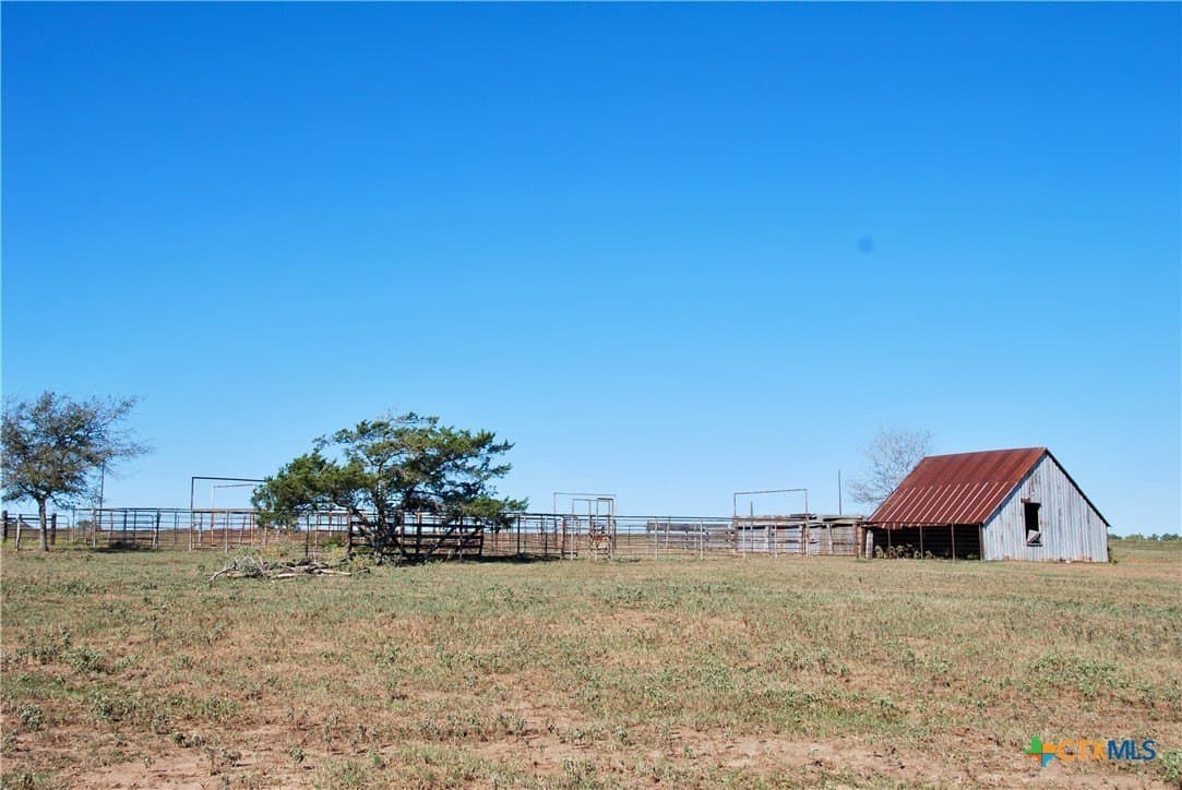 72 acres in Fayette County - photo 3