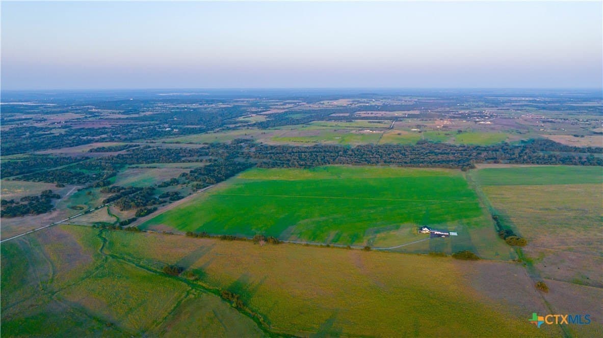 234 acres in Williamson County - photo 4