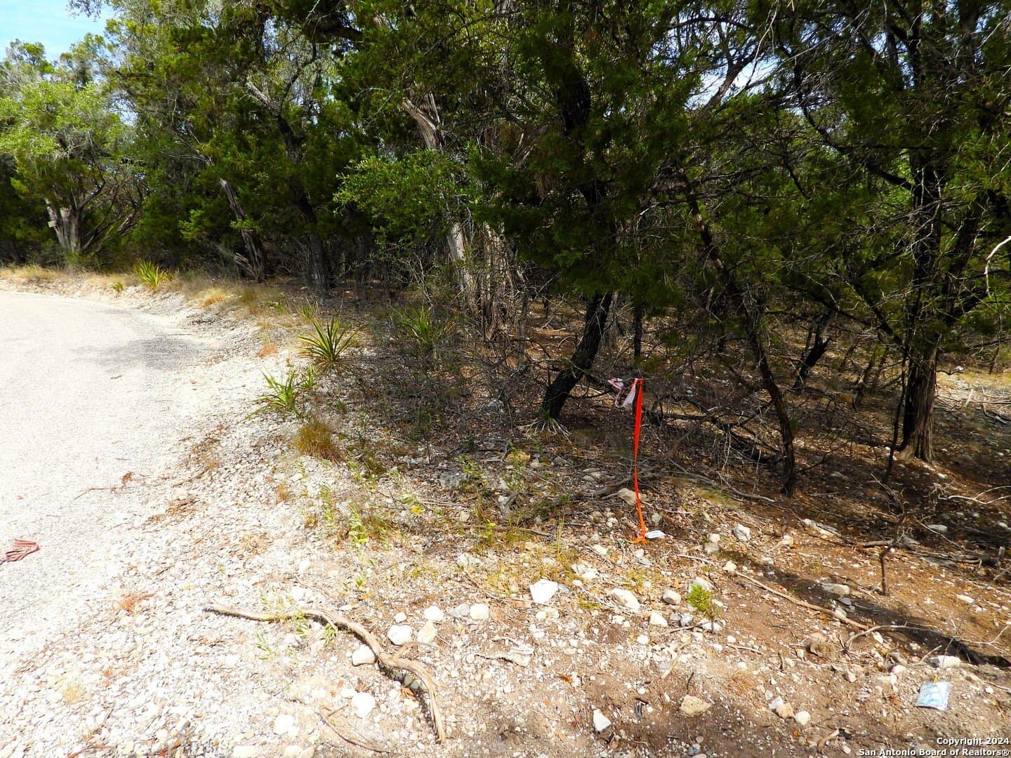 4.97 acres in Bandera County - photo 11