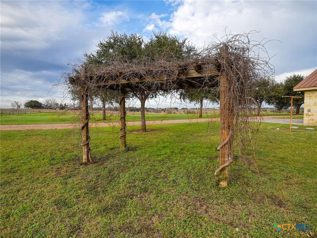 25 acres in Lavaca County - photo 42