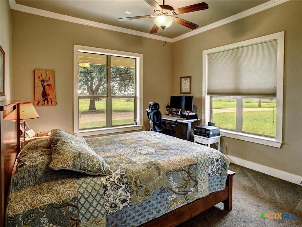 25 acres in Lavaca County - photo 23