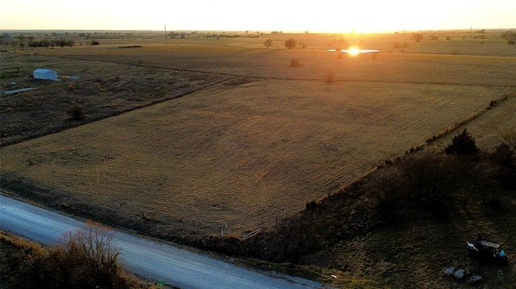 3.71 acres in Cooke County - photo 5