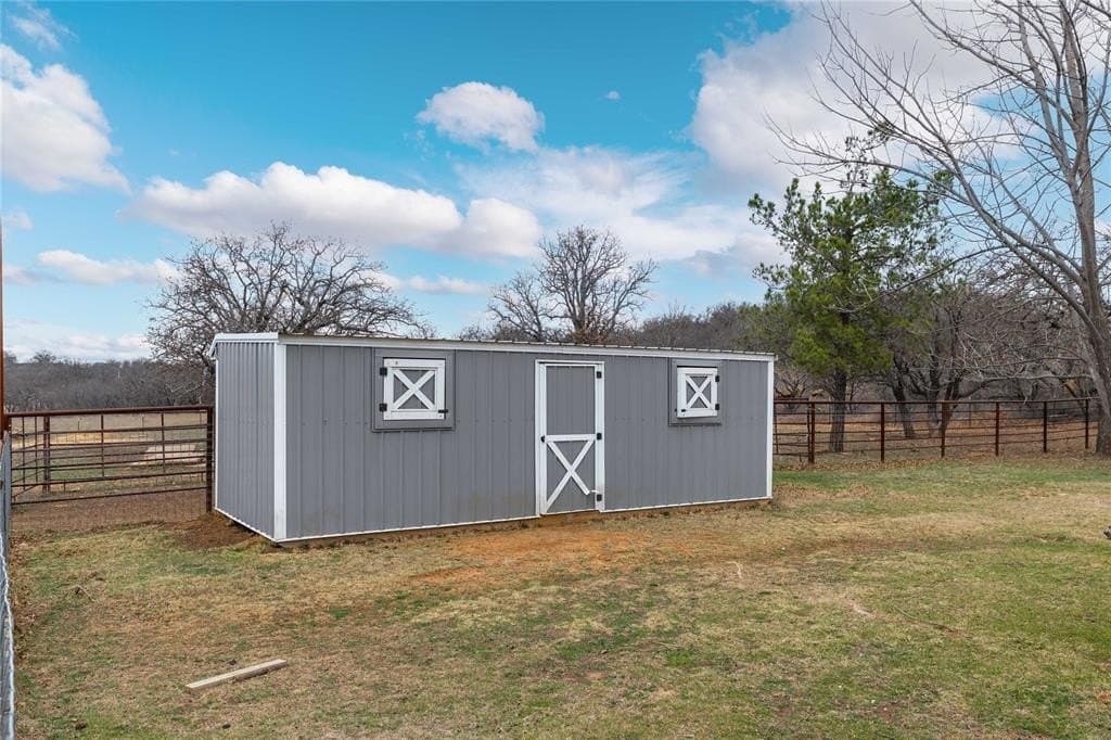 30.25 acres in Eastland County - photo 36