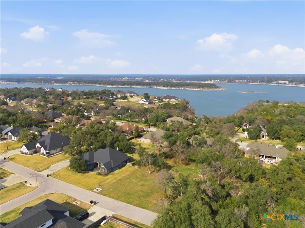 0.55 acres in Bell County - photo 5