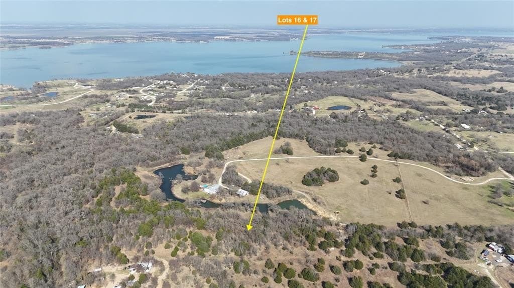1.01 acres in Navarro County - photo 27