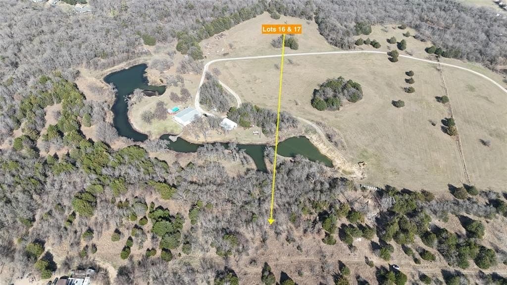 1.01 acres in Navarro County - photo 36